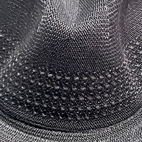 Men’s Black Leisure Hat. - Picture 5 of 6
